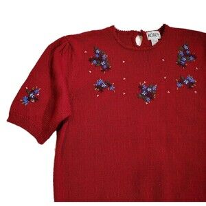 Vintage Embroidered Sweater Top Size 1X Red Floral Short Sleeve Cottagecore